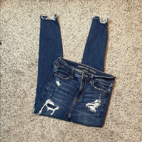 American Eagle Next Level Stretch Super Hi Rise Faux Ripped Jean Size‎ 4 X-Short - Picture 1 of 7